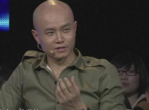 曾批鲁豫水平低，暗讽金星是“太监”，座驾和他的性格一样狂野！