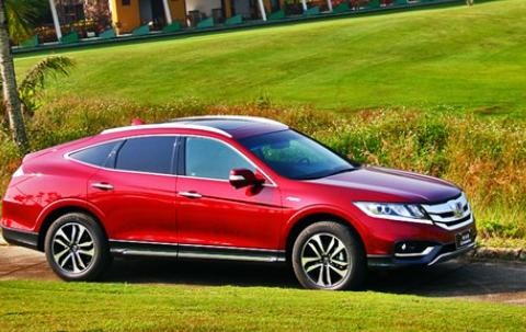 歌诗图V6新款跨界车型，外观时尚配置优良，你还在等什么？