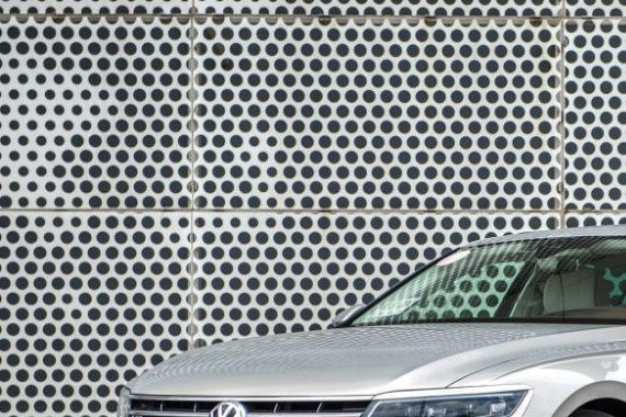 价格低，配置高又如何？面对BBA，这辆大众依然会走停产老路！