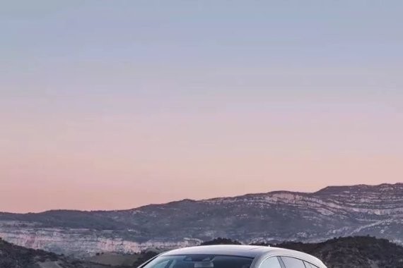 外媒曝出奔驰全新一代CLS谍照，最优雅的奔驰换代了