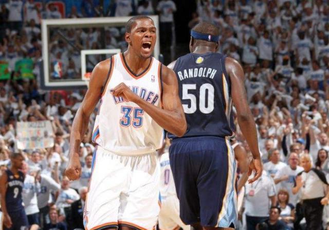 季后赛5大铁人,库里上场58分钟,轰下44分11助