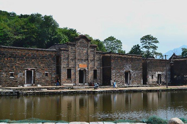 常宁庙前镇中田古村落,湖南现存最大军事村堡 常宁庙前镇中田古村落,湖南现存最大军事村堡