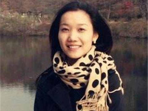 马云背后的女人，用全部积蓄支持他，今不坐豪车，在家相夫教子！