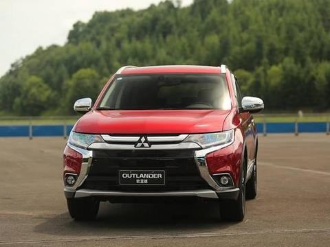 “最真诚”七座SUV，比本田CRV都便宜，15万一台拯救一个品牌