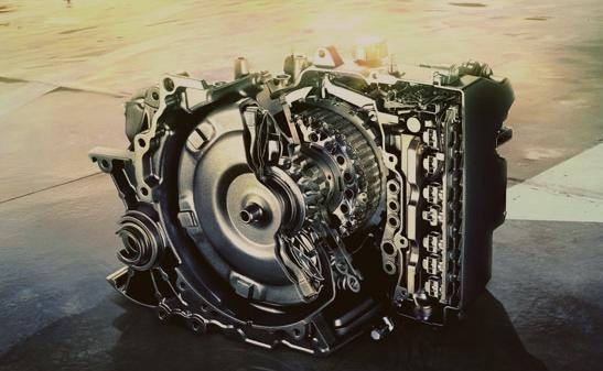 汽车上坡为什么要低档速度?