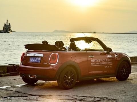 开着MINI敞篷玩转三亚 你也能做到!