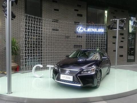 纯进口豪华SUV，颜值秒杀途观，油耗3毛8才卖20万，还买啥CRV