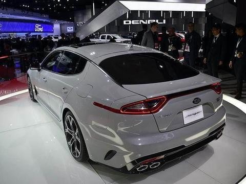 锐志停产，它来接班、20万元买3.3T V6+后驱