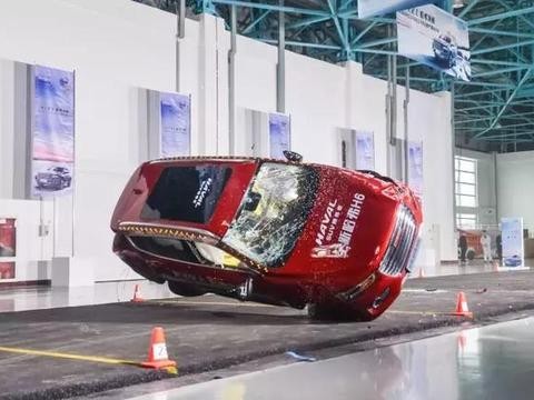 挑战最严翻滚试验，哈弗H6下个月还是能靠实力稳坐SUV老大？