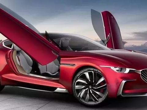 暴击！这次上汽全新名爵6真没惯着马自达！