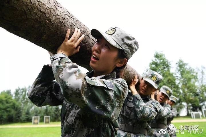 从国防生成长,特战旅的女特战排长,很美!
