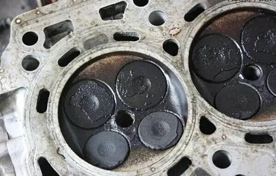 如何从新车开始让发动机少产生积碳-新浪汽车