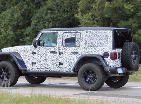 2.0T 368马力？新牧马人内饰全新升级