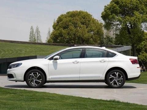 历经八年的东风雪铁龙第三代C5在昆明平诺华