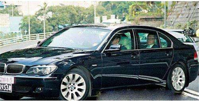 梁洛施为李家生3个儿子未进门,她生3个女儿就