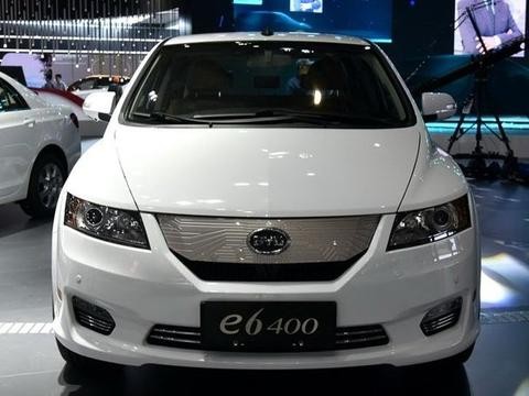 比亚迪神车又升级，腿比特斯拉还长卖20万，坐等称霸世界！