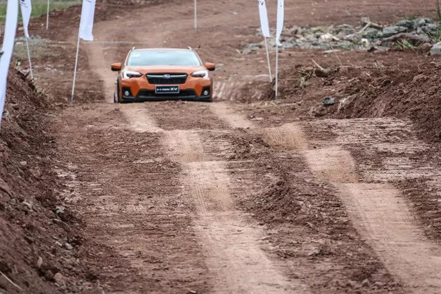 最便宜的全时四驱进口SUV,操控秒杀同级80%对手