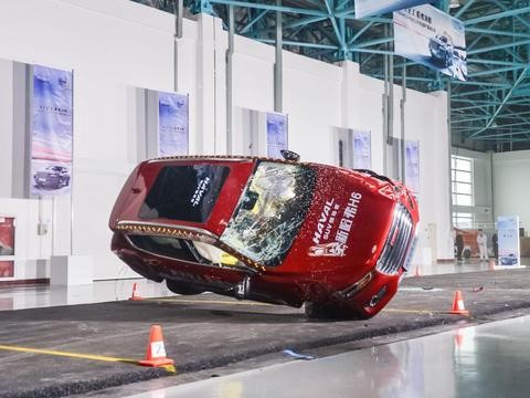 “神车”又有大动作，全新哈弗H6为何疯狂翻转三周半？