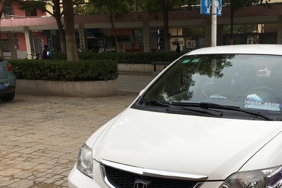 前后都撞过！只为图便宜买辆二手飞度事故车？