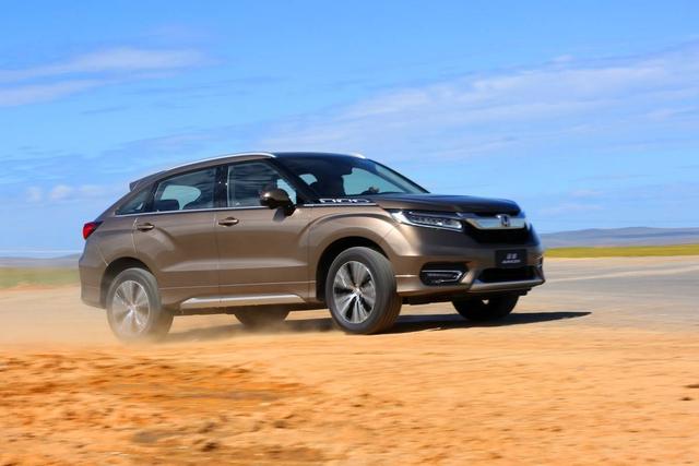 25万德系和日系中型SUV之争,途观L和本田冠道该选谁?