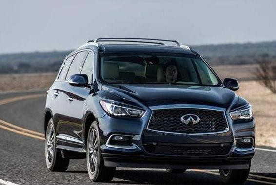 跟宝马X5同级别, 轴距两米九, 这款豪华中大型SUV卖50万没人买