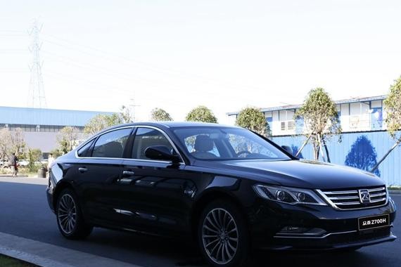 这车轴距3米 号称10万元的奥迪A6L