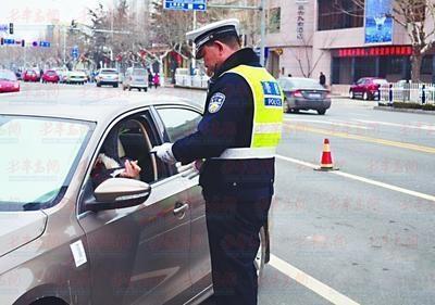 汽车钥匙上3个冷门知识,很多车主都没用过!