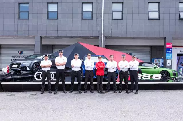 在这里开车,飙到200km/h都不违法,一大波妹子为你喝彩!