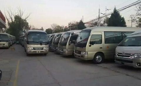 中巴车诠释逆袭之路丰田考斯特商务房车改装