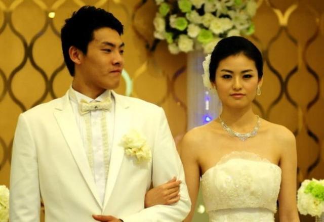 盘点中超最美太太团: 白富美为何都爱足球运动员?