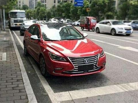 雷克萨斯的外形，宝马的内饰，长安出的这款轿跑卖多少钱你会买？