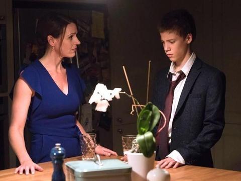 转发微博转发@就叫熊太行也行:怎样对. 来自发