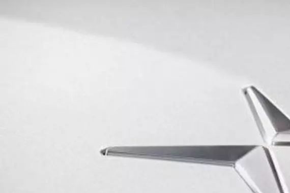 Polestar首款车型发布 搭载插电式混动系统 纯电续航150公里 真是帅爆了！