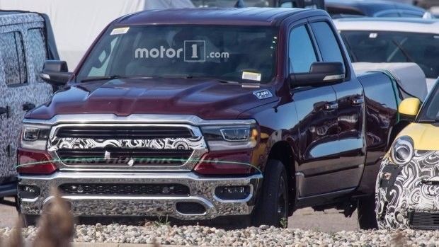 新款东南DX3上市;宝骏全新SUV或命名为530