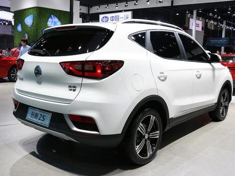 时尚最有内涵SUV，颜值更是吊打马自达CX-4，顶配不超过12万元