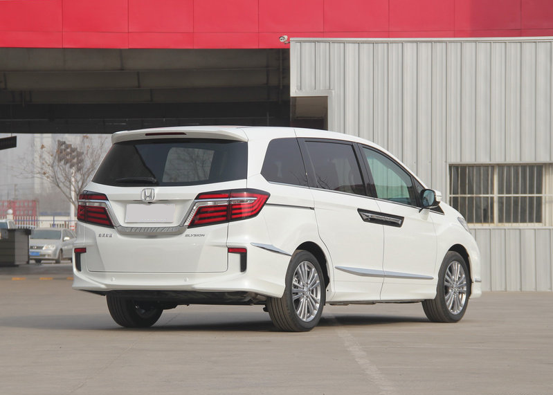 日系最强保姆车不是丰田埃尔法? 而是这款性价比最高的本田艾力绅