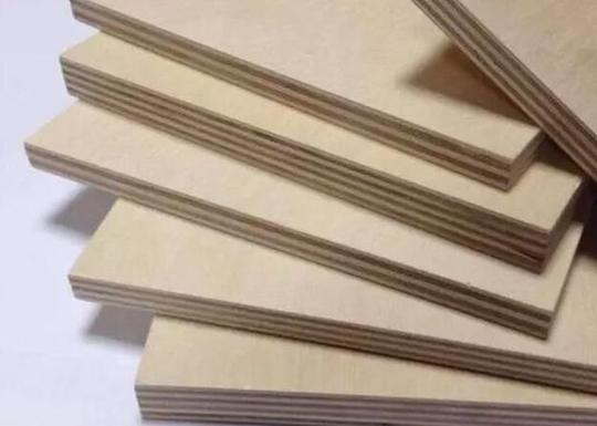 它比床更貌美，比飘窗更适合收纳！但我一点儿也不鼓励你装