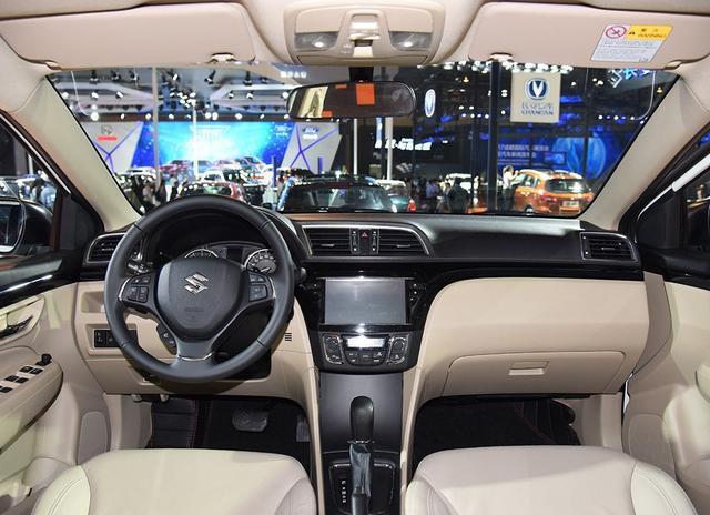 长安铃木良心家轿即将上市 车长4米54 油耗5.6L