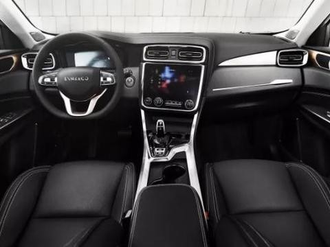 细节决定品质，舒适操控体验领克01