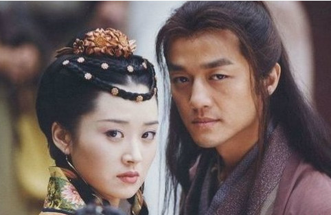 正当红的他因耍大牌被换,成就李亚鹏《笑傲江湖》,如今沦为二线