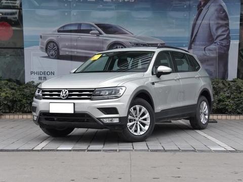 真正的乞版，25万连扶手箱都不带，真心不懂为什么大家排队买