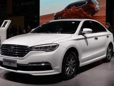 最窝囊的国产车，车长4米9一上市就降价2万，现7万一辆却无人要！