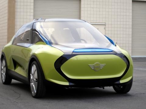 说它是汽油车 它还能纯电动 这辆特别的MINI挂个什么牌照好？