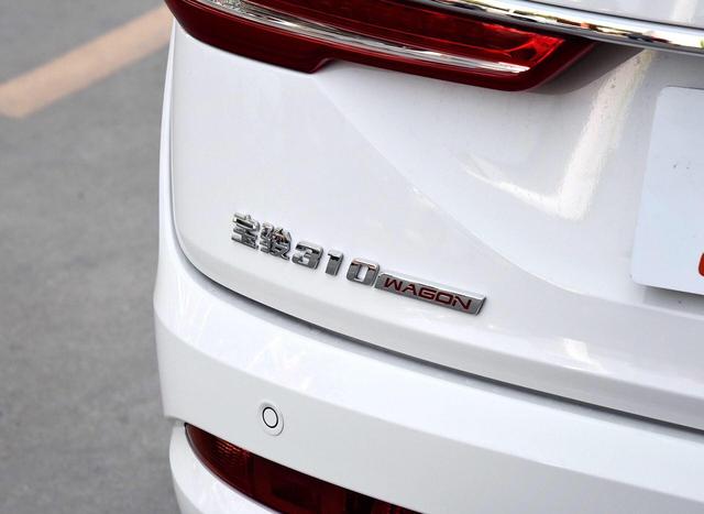 百公里油耗6L!顶配5万,后排能躺人,神车家族出品就是任性