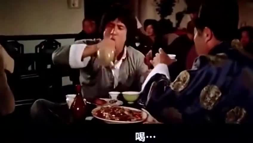 吃饭没胃口的时候,可以看看成龙的这部电影,保证能让你胃口大开