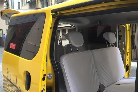 上海7座出租车运营半月供不应求，起步价19元可载6人