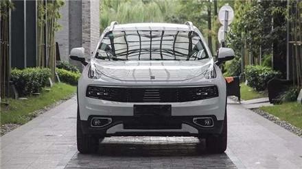 小区偶遇一辆吉利领克01实车，看到车主拿出钥匙时，就没兴趣了！