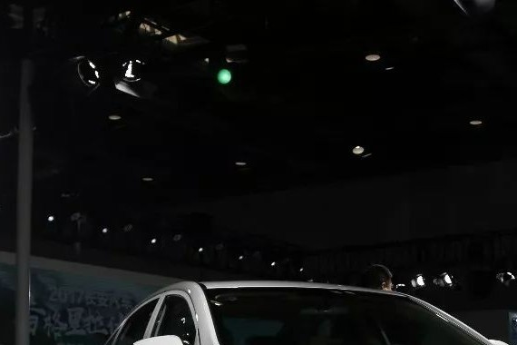 长安逸动EV300正式上市 售价19.23万元起