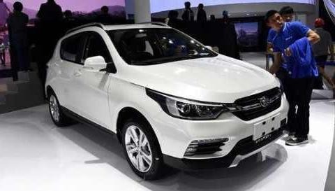 丰田动力配爱信6AT, 6万起售标配ESP, 宝骏510自愧不如