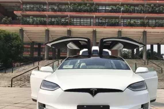 一台SUV百公里加速才2秒，开起来却让人胆战心惊？